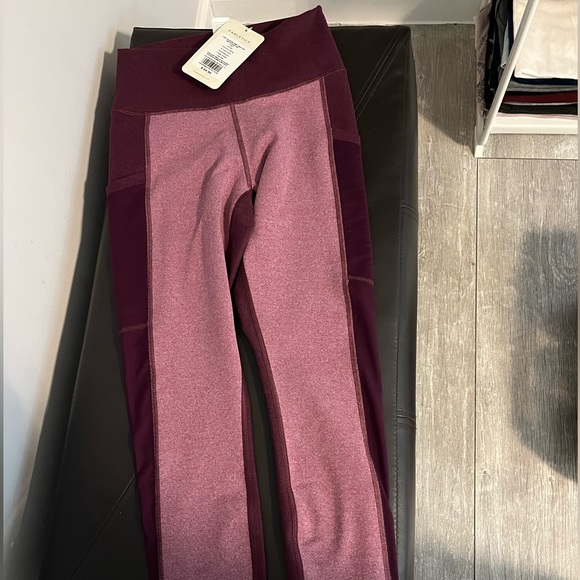 Fabletics Leggings - Picture 3 of 5